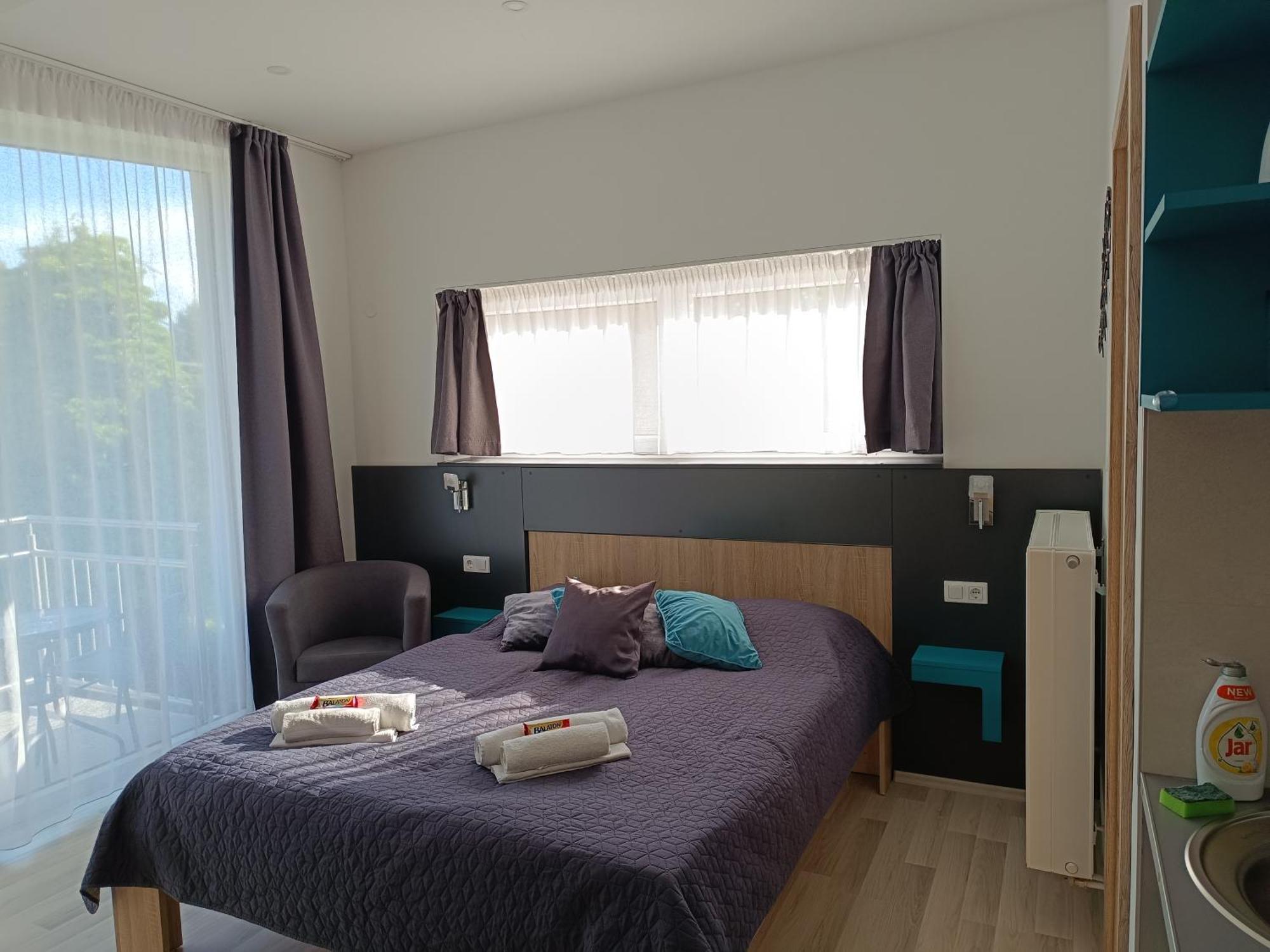 Ujhely Apartmanhaz Siofok Exterior photo